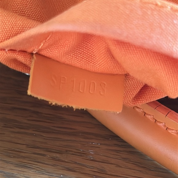 Louis Vuitton orange 25 speedy *RARE* - Picture 12 of 15